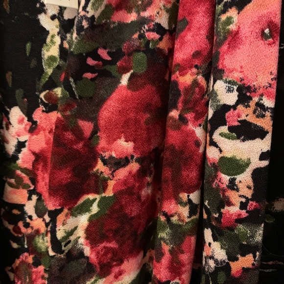 New never worn Love Stitch blouse. Black with red and pink flowers. Tie front. - Picture 3 of 7